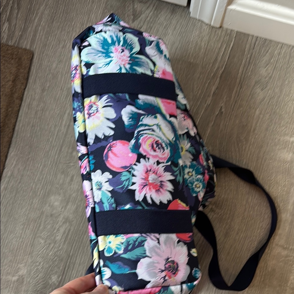 NWOT Vera Bradley Reactive Sport Tote Bag - Picture 6 of 7